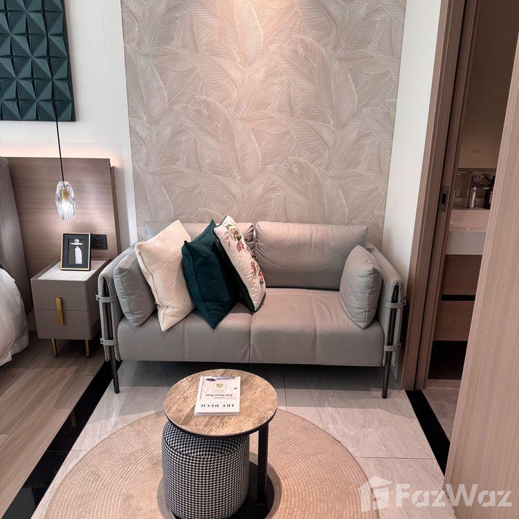 villa — photo 1